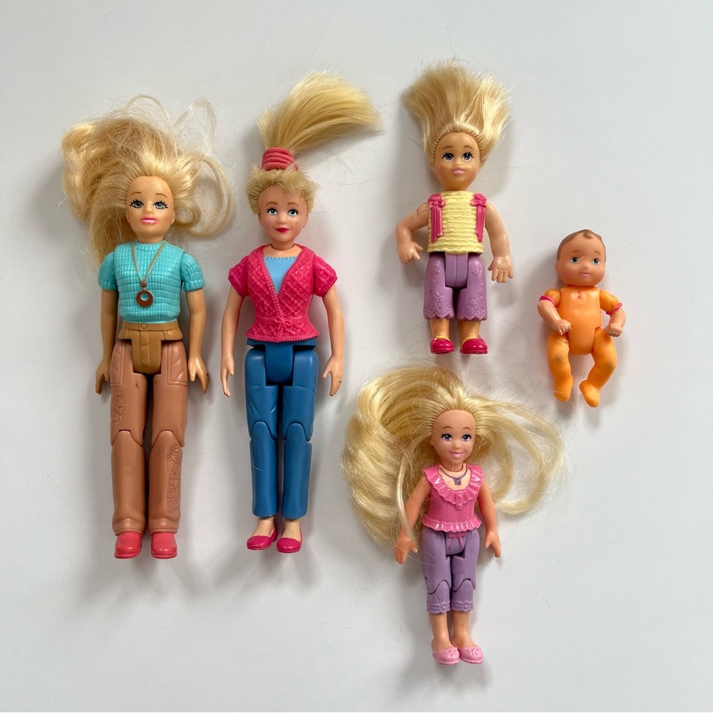 Vintage Fisher Price Loving Family dollhouse figures (mom, sister, baby)